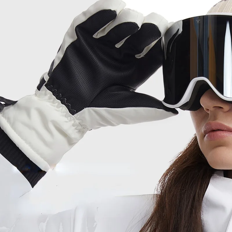 ถุงมือสกีกันน้ำแบบกันความร้อน  - Snow Glove Insulated บทวิจารณ์และราคา