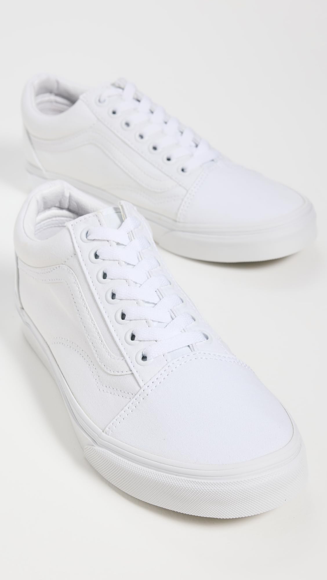 รองเท้าผ้าใบวานส์ รุ่น Old Sko - Vans Shoes Old Skool บทวิจารณ์และราคา